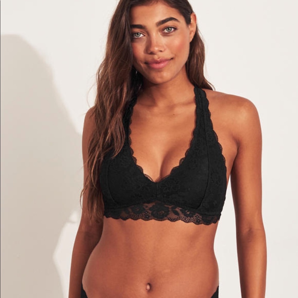 black hollister bralette